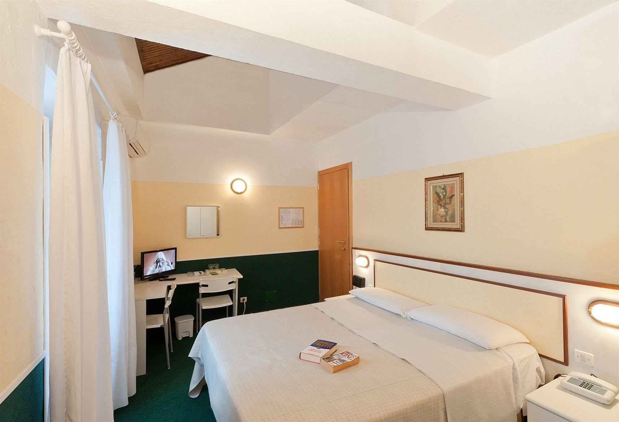 Hotel Eden Baveno Exterior photo